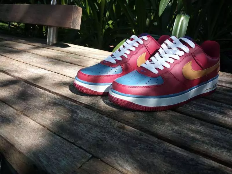 nike air force 1 avec lacet nike  blue plum red